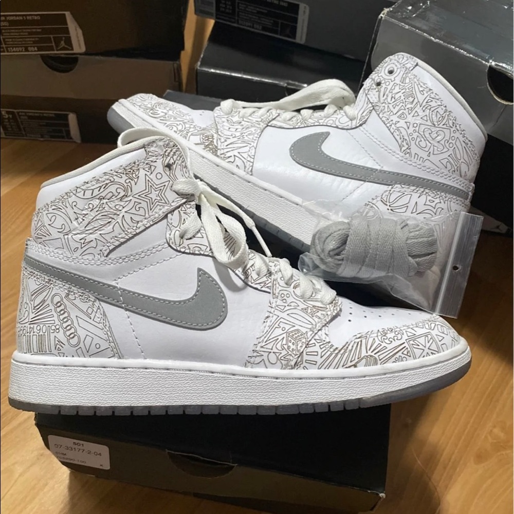 Nike Air Jordan 1 RE HI OG LAZER 5.5y